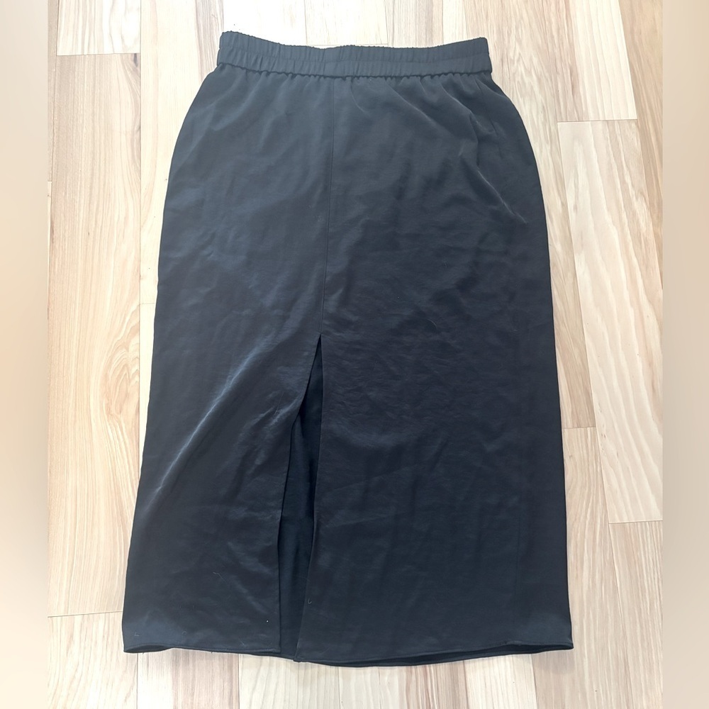 NWT Black Satin Midi Skirt TRUTH by Republic, Size large